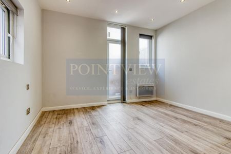 Studio to rent - Photo 2