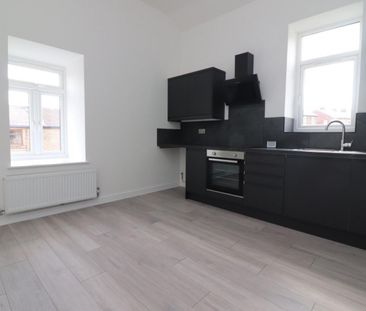 3 bedroom Flat To Let Total Size: 1012 SQ FT - Photo 6