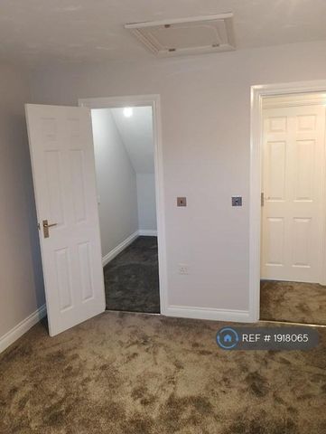 3 bedroom terraced house to rent - Photo 3