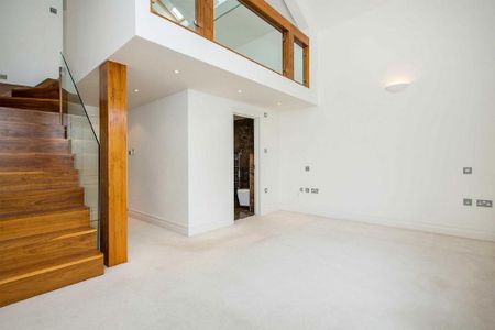 3 bedroom flat to rent - Photo 2