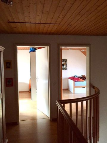 4.5-room maisonette apartment with private suite Located in the center of Birsfelden, near Birsköpfli & Hardwald Local recreation area included - Photo 2