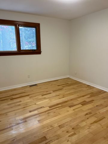 For Lease - 224 Park Avenue, East Gwillimbury, Ontario - Photo 4