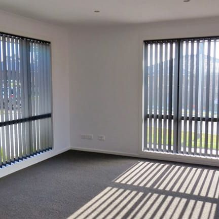 Spacious Three Bedroom Villa - Photo 1