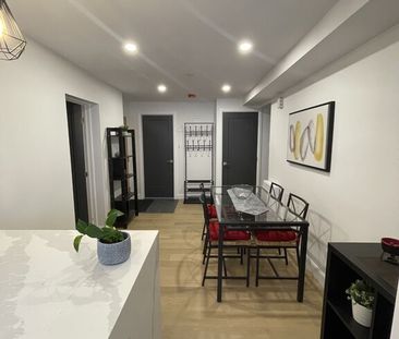 Grand 4 1/2 Meublé Et Rénové - Photo 1