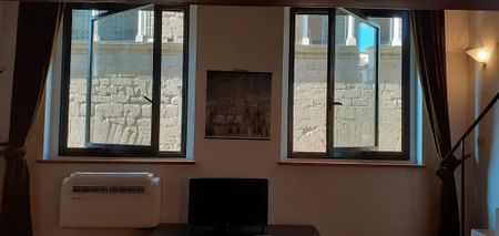 Via dei Lamberti, Florence, Tuscany 50123 - Foto 2