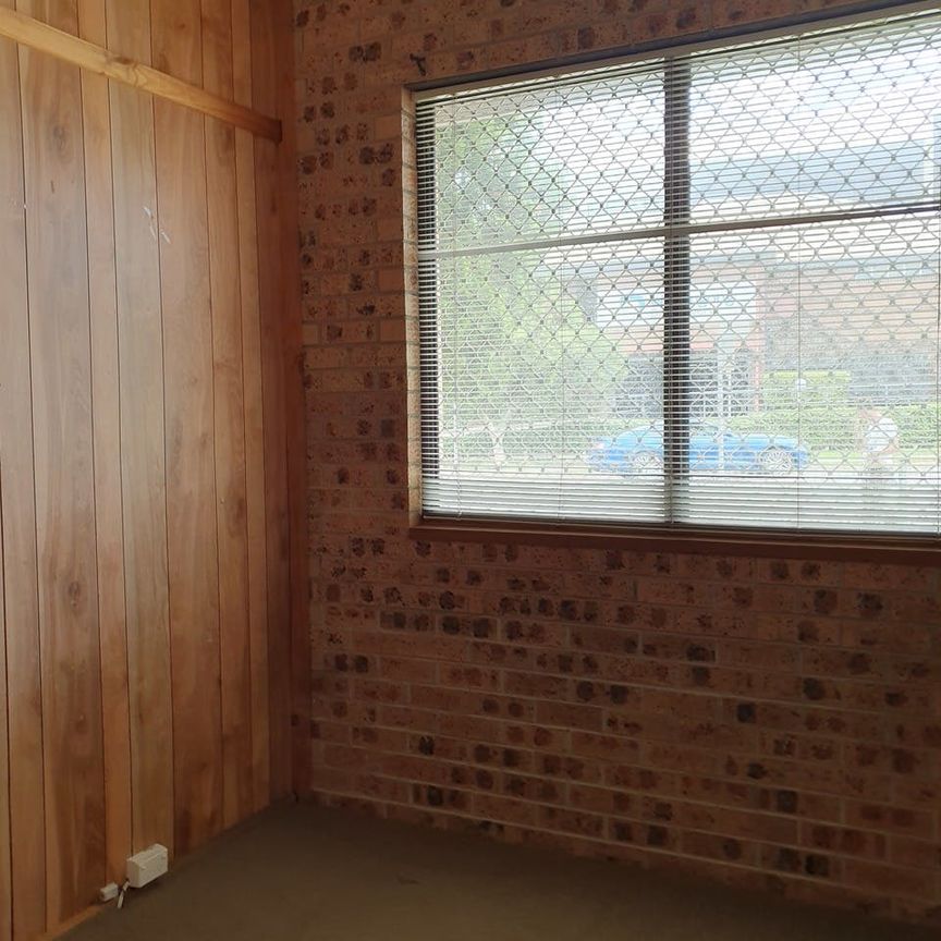 HOSPITAL AND UNIVERISTY PRECINCT! - Photo 1