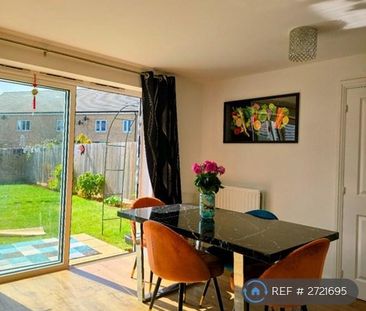 1 bedroom in a house share to rent - Photo 5