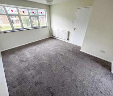 2 bedroom semi-detached house to rent - Photo 4