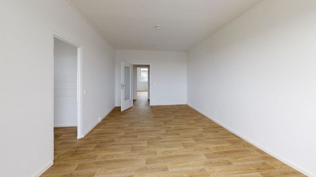 Frisch renoviert, sofort bezugsfertig mit Aussicht zum Petersberg - Photo 1