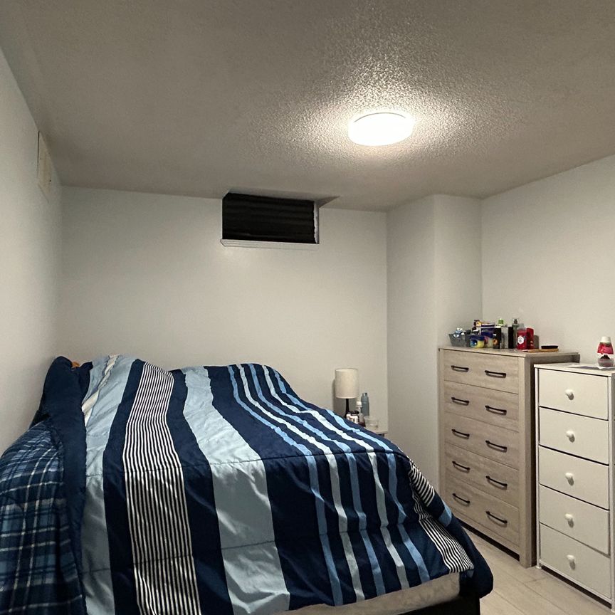 For Lease - 10 Fern Meadow Road Unit# Bsmt, Toronto, Ontario - Photo 1