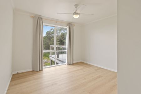 Fully Renovated Coastal Home - Photo 4