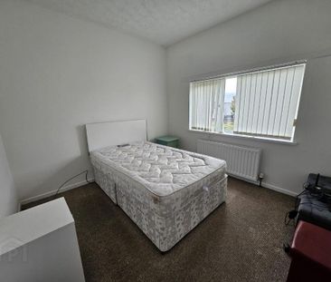73 Albert Road, Carrickfergus, BT38 8AD - Photo 3