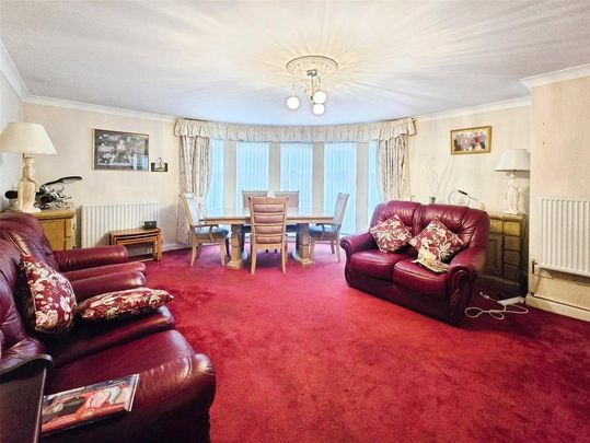 2 bedroom flat to rent - Photo 1