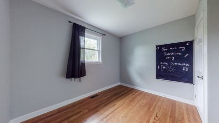 For Lease - 1020 Brewer Street Unit# Main, Peterborough Central, Ontario - Photo 3