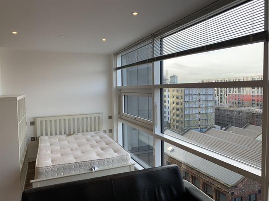 Studio to rent - Photo 1