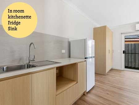 Hampton Park - Photo 3