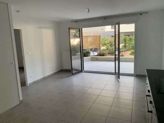 Location Appartement 2 pièces 46m² CHAMBERY 73000 - Photo 1