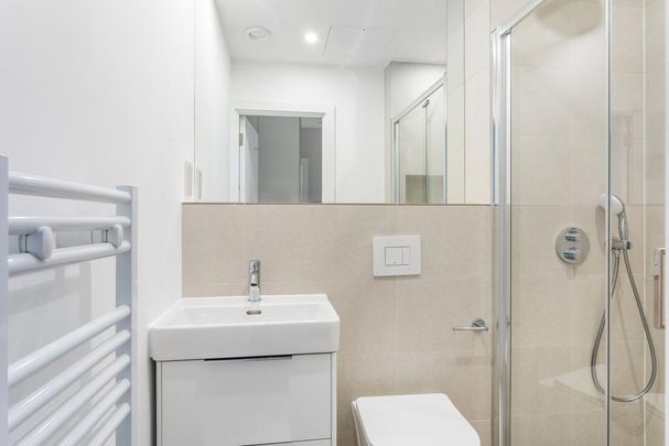 Ground floor flat to rent - Photo 1