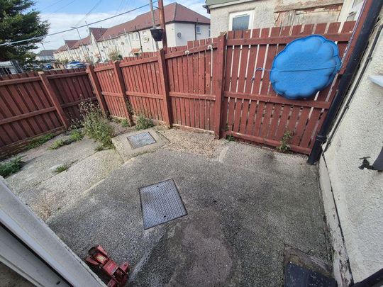 3 bedroom terraced house to rent - Photo 1