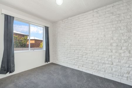 Conveniently Located 2-Bedroom Apartment in Jesmond - Photo 5