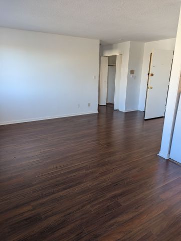 For Lease - 41 Huron Heights Drive Unit# #6, Newmarket, Ontario - Photo 5