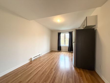 For Lease - 435 Mcalpine Avenue Unit# 2, Welland, Ontario - Photo 2