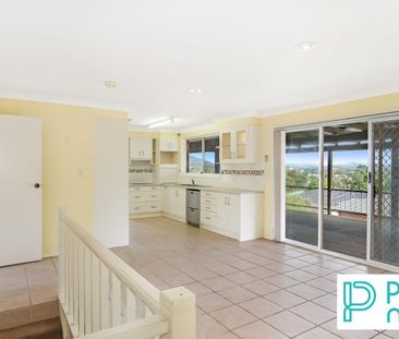 8 Bradley Place, TAMWORTH NSW 2340 - Photo 2
