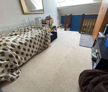 Bitham Mill Courtyard, Westbury, Wiltshire, BA13 - Photo 3