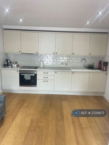 1 bedroom flat to rent - Photo 5