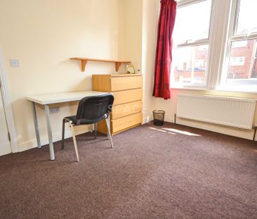 Grange Avenue, Earley, Reading, Berkshire, RG6 1DJ - Photo 3