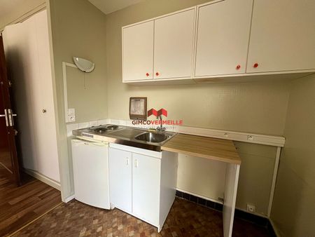 Location Appartement 1 pièce 23m² - Photo 4