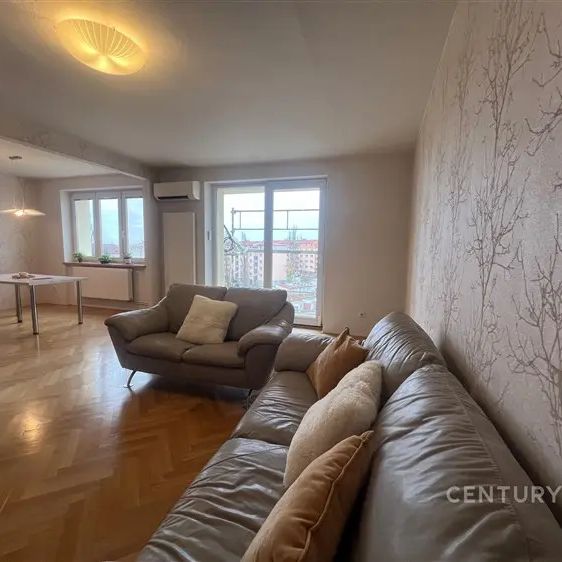 Pronájem bytu 3+kk (93 m - Fotografie 1