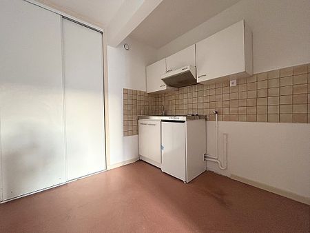 Location Appartement 2 pièces 42m² - Photo 5