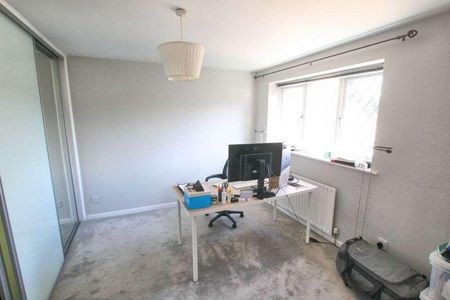 High Court, Bollington, SK10 - Photo 2