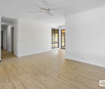 SUPER NEAT & TIDY FAMILY HOME IN A PRIME LOCATION - Photo 2