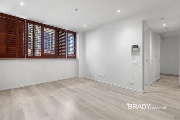 1007/22-40 Wills Street, Melbourne - Photo 1