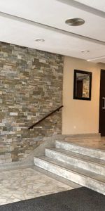 3 ET DEMI, TOUT RENOVE, CHAUFFAGE ET EAU CHAUDE INCLUS - Photo 3