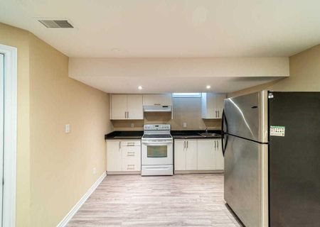 For Lease - 1036 Yates Drive Unit# Basement, Milton, Ontario - Photo 4