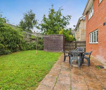 1 bedroom in a house share to rent - Photo 6