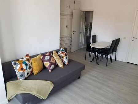 Parc Botanique! Splendide appartement Meublé 1 chambre avec Terrasse - Foto 3