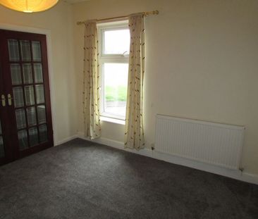 Cronkeyshaw Road, Rochdale - Photo 5
