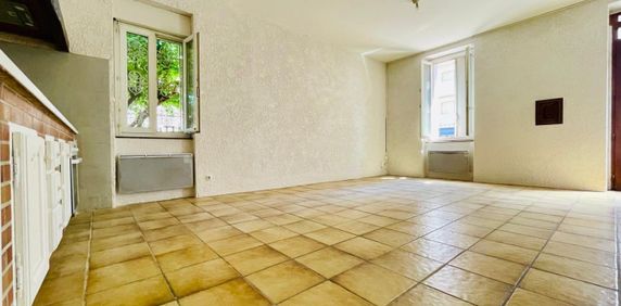 Location Appartement 3 pièces 70m² - Photo 2