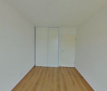Location Appartement 3 pièces 62m² BRUGUIERES 31150 - Photo 2