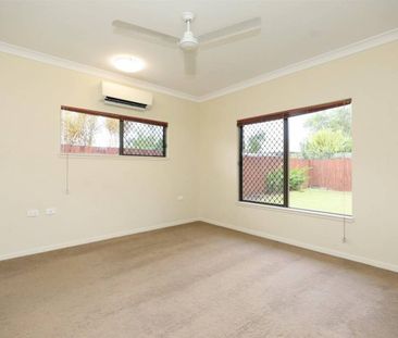 Large Airconditoned Family Entertainer - Huge Patio - Double Gate S... - Photo 3