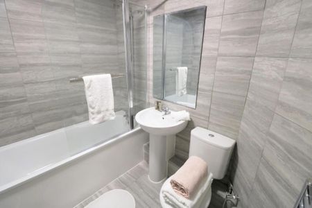 2 bedroom flat to rent - Photo 5