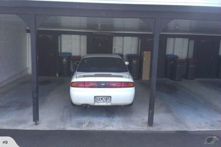 Double Grammar Zone with swimming pool - Photo 5