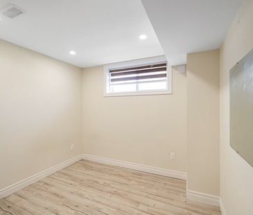 For Lease - 1 Devineridge Avenue, Ajax, Ontario - Photo 6