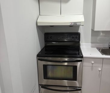 For Lease - 858 Khan Crescent Unit# Bsmt, Mississauga, Ontario - Photo 4