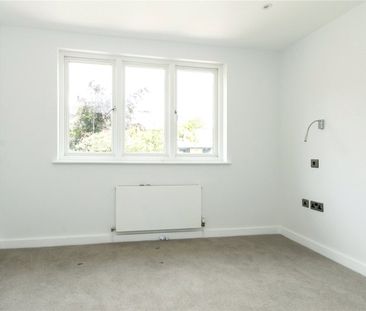 Perkins Square, London, SE1 9HU - Photo 2