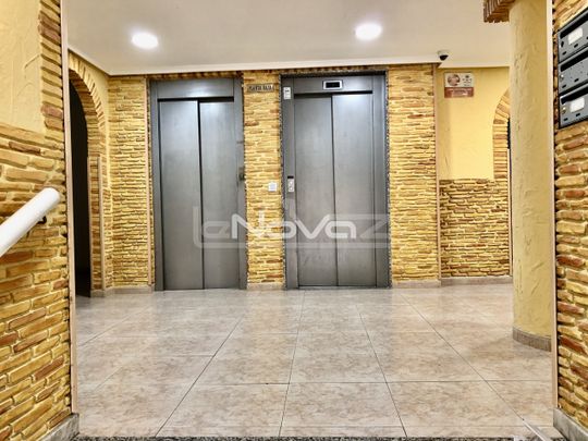 Incredible 1 bedroom apartment with communal p - Photo 1